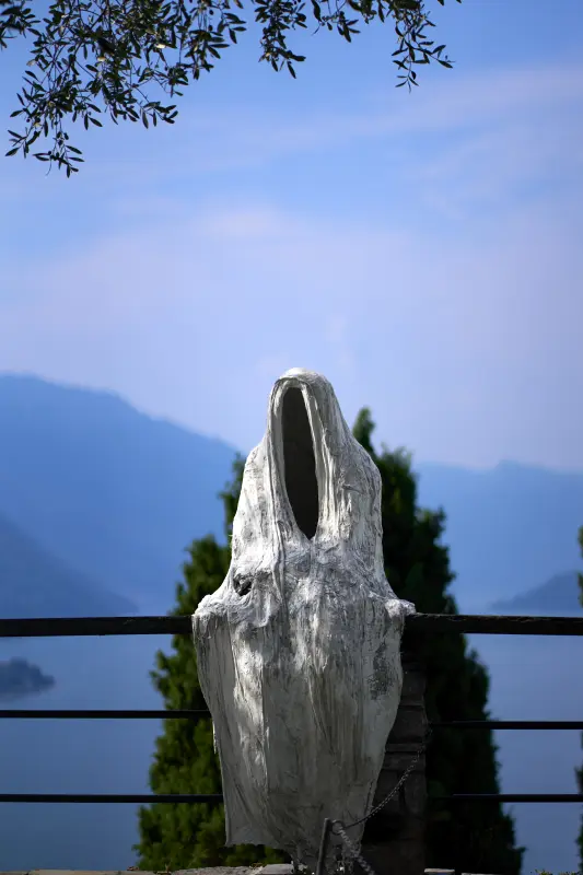 eine Figur aus Gips aus einem Kalender